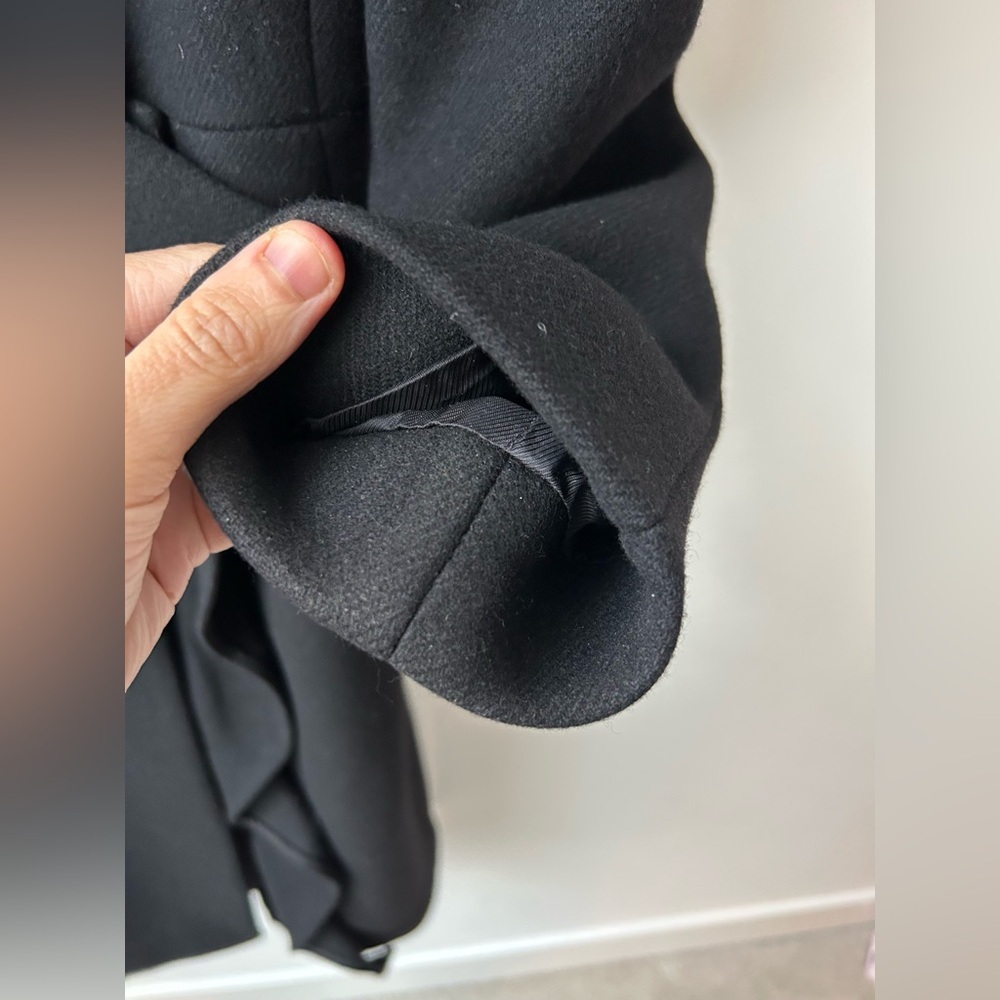 PRADA BLACK VIRGIN WOOL PEACOAT - Picture 8 of 14